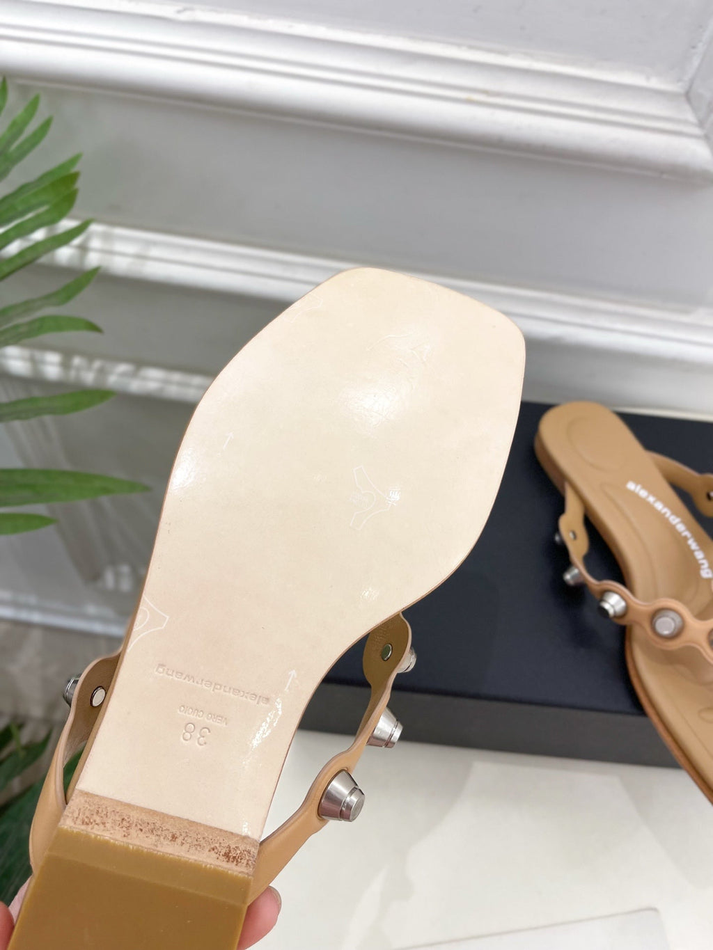 RHODES STUDDED THONG SANDALS IN BROWN CALFSKIN