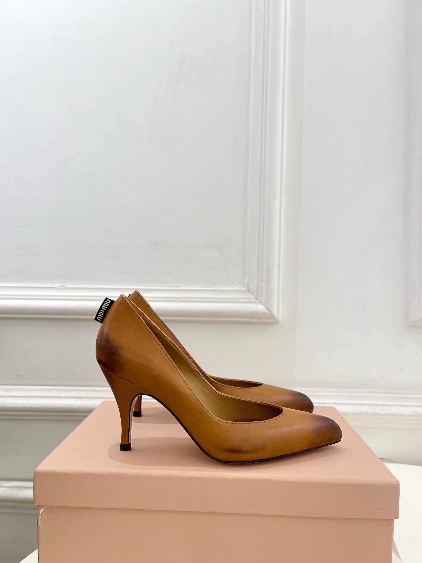 MIUMIU 26S POINTED TOE HIGH HEELS 85MM IN BROWN COGNAC CALFSKIN