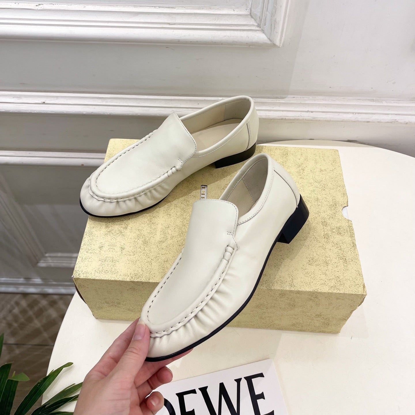 THE ROW 26S MOCCASIN LOAFERS 20MM IN IVORY WHITE CALFSKIN