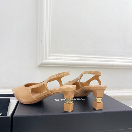 CHANEL 26S POINTED TOE HIGH HEELS 55 MM IN BEIGE PATENT LAMBSKIN