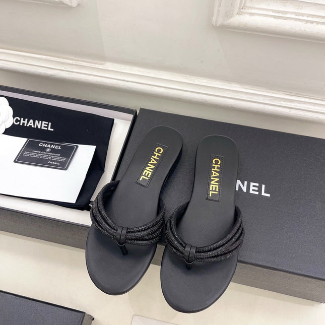 CHANEL 26S THONG SANDALS IN BLACK WITH CRYSTAL EMBELLISHED STRAPS