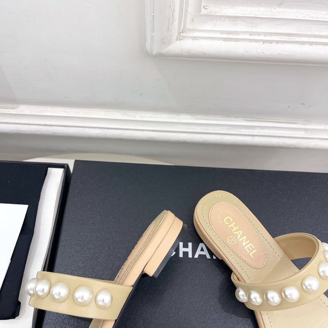 CHANEL 26S THONG SANDALS IN BEIGE LAMBSKIN WITH PEARL EMBELLISHMENTS
