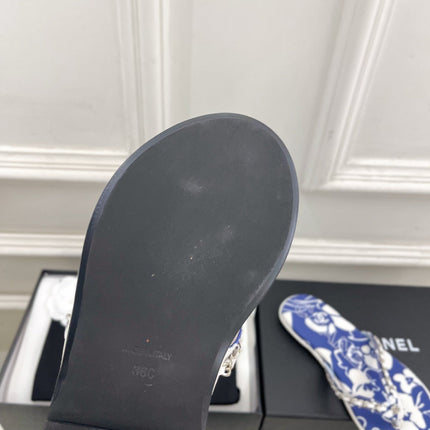 CHANEL 26S THONG SANDALS IN BLUE AND WHITE FLORAL PRINT FABRIC