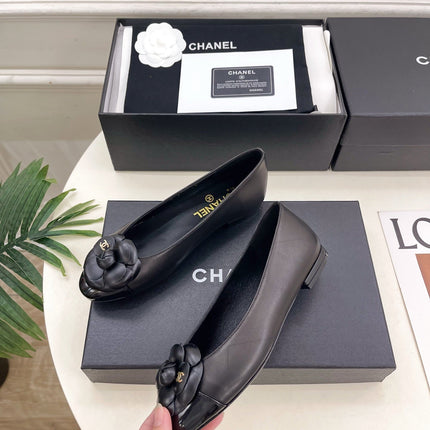 CHANEL 26S BALLET FLATS IN BLACK LAMBSKIN WITH FLOWER EMBELLISHMENT