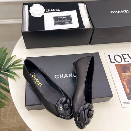 CHANEL 26S BALLET FLATS IN BLACK LAMBSKIN WITH FLOWER EMBELLISHMENT