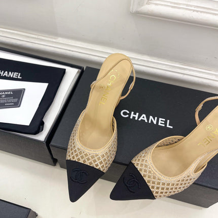 CHANEL 26S POINTED TOE HIGH HEEL SLINGBACK PUMPS 90 MM IN BEIGE MESH WITH BLACK TOE CAP