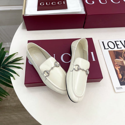 GUCCI 26S LOAFERS MM IN CREAM WHITE CALFSKIN WITH SILVER HARDWARE