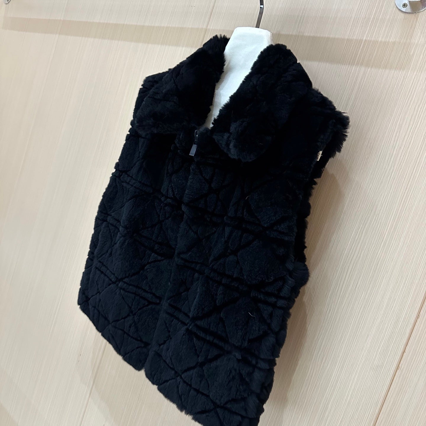 DIOR 25S FAUX RABBIT FUR VEST 770