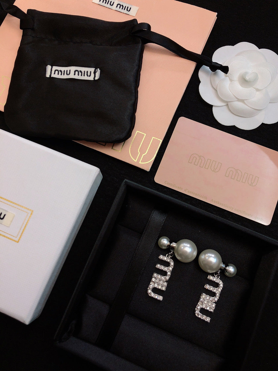 MIUMIU 26S CRYSTAL LOGO PEARL DROP EARRINGS IN SILVER TONE METAL 620414