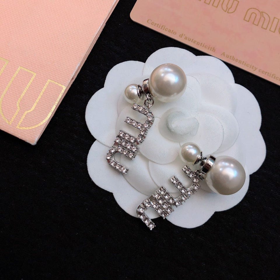 MIUMIU 26S CRYSTAL LOGO PEARL DROP EARRINGS IN SILVER TONE METAL 620414