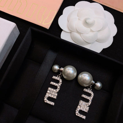 MIUMIU 26S CRYSTAL LOGO PEARL DROP EARRINGS IN SILVER TONE METAL 620414