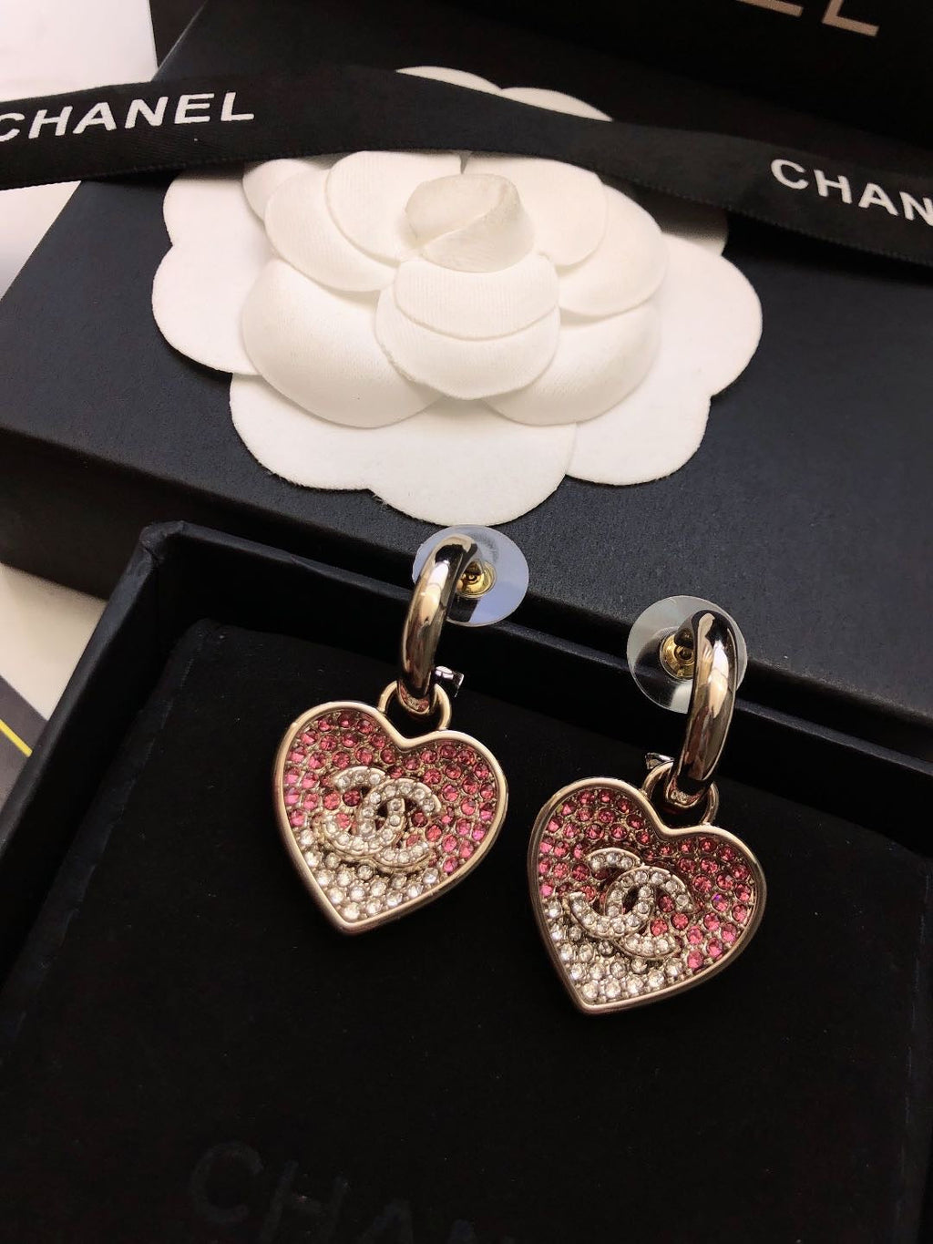 CHANEL 26S DOUBLE C LOGO TWO-TONE PAVE CRYSTAL HEART DROP HOOP EARRINGS IN GOLD METAL 631080