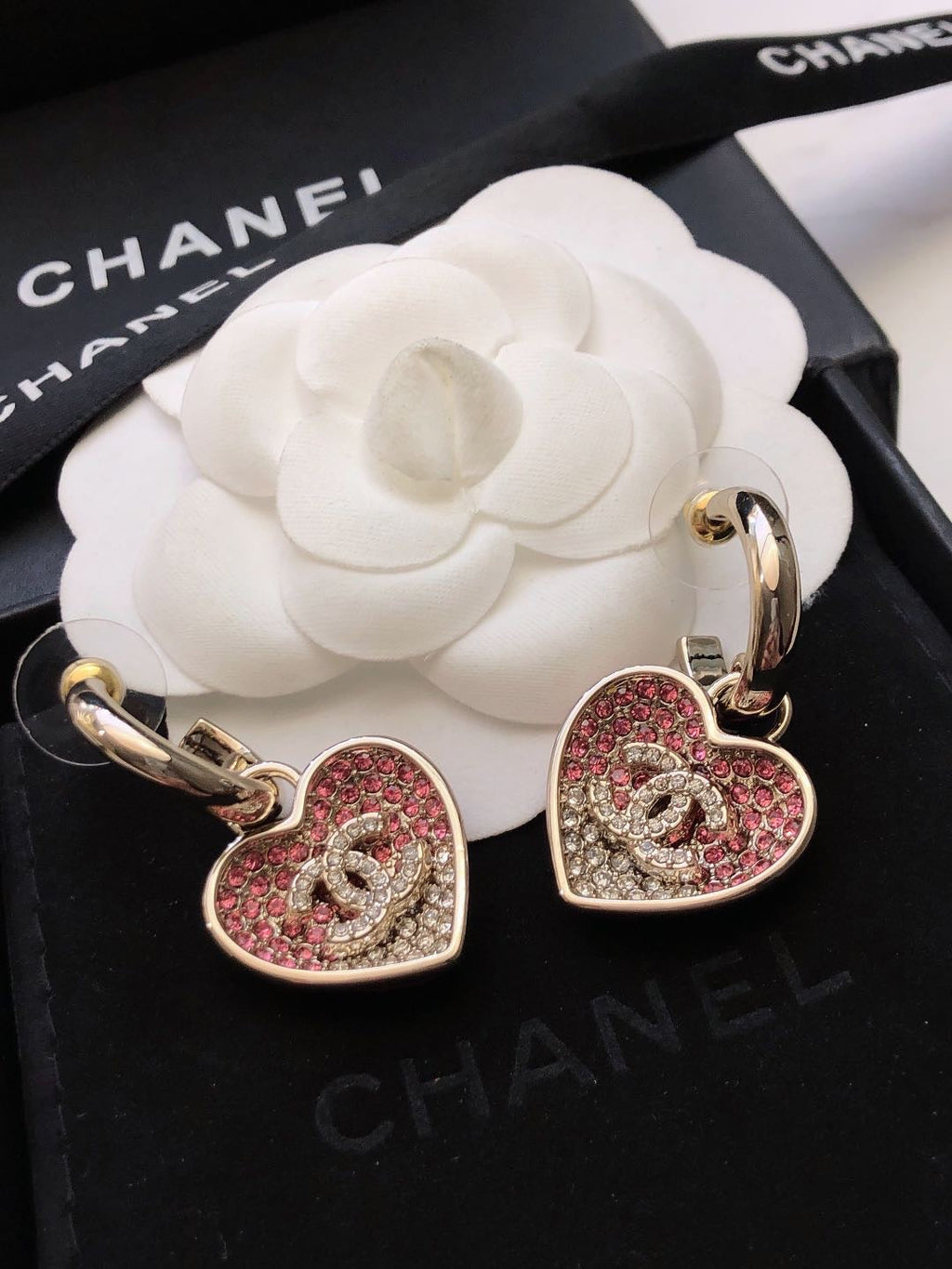 CHANEL 26S DOUBLE C LOGO TWO-TONE PAVE CRYSTAL HEART DROP HOOP EARRINGS IN GOLD METAL 631080