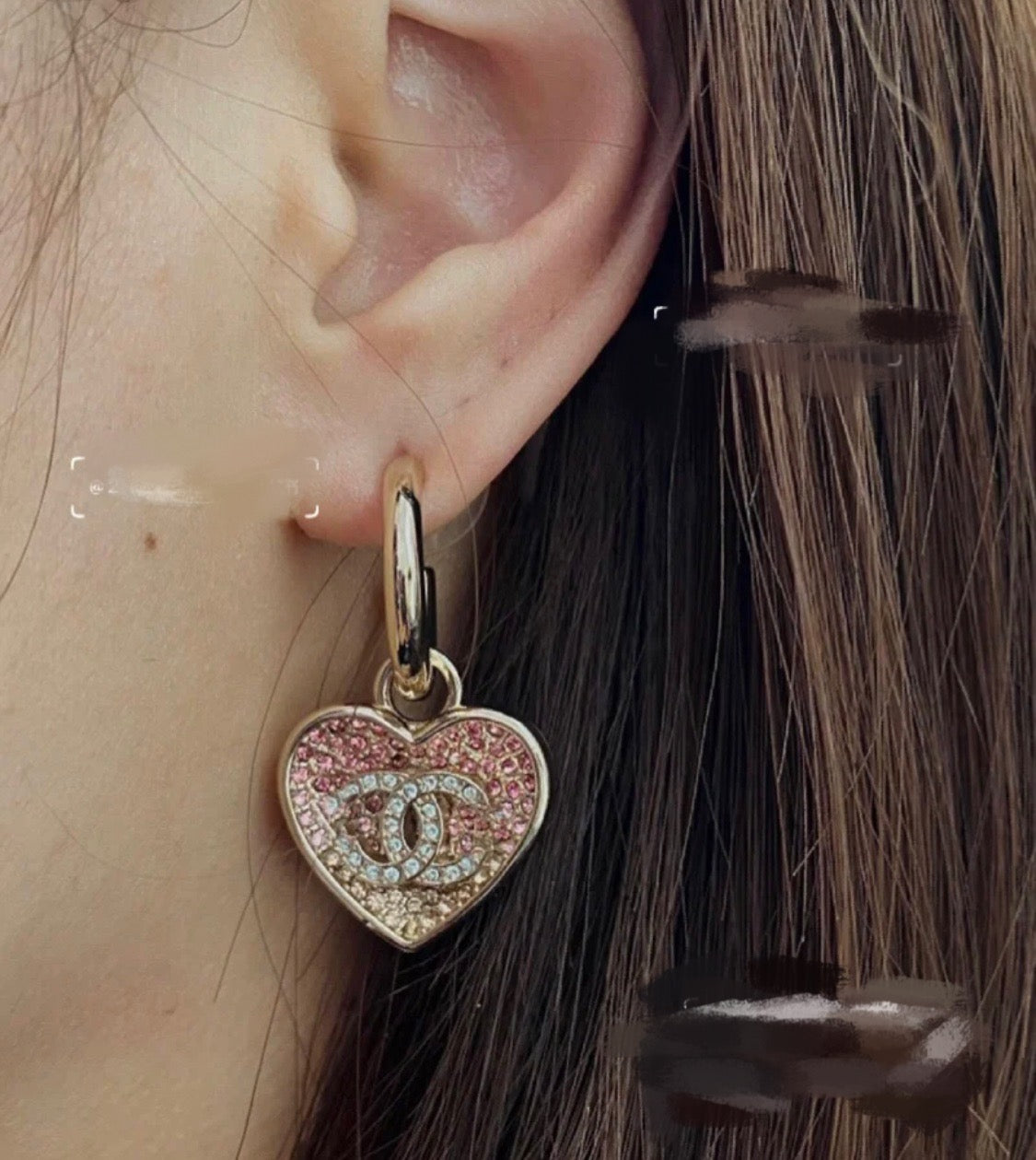 CHANEL 26S DOUBLE C LOGO TWO-TONE PAVE CRYSTAL HEART DROP HOOP EARRINGS IN GOLD METAL 631080