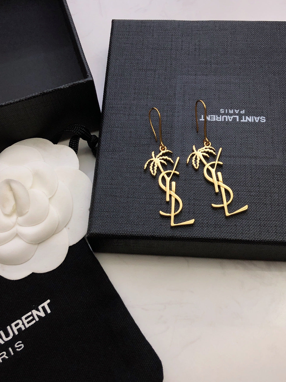 YSL 26S PALM TREE LOGO DROP EARRINGS IN GOLD TONE METAL 619168