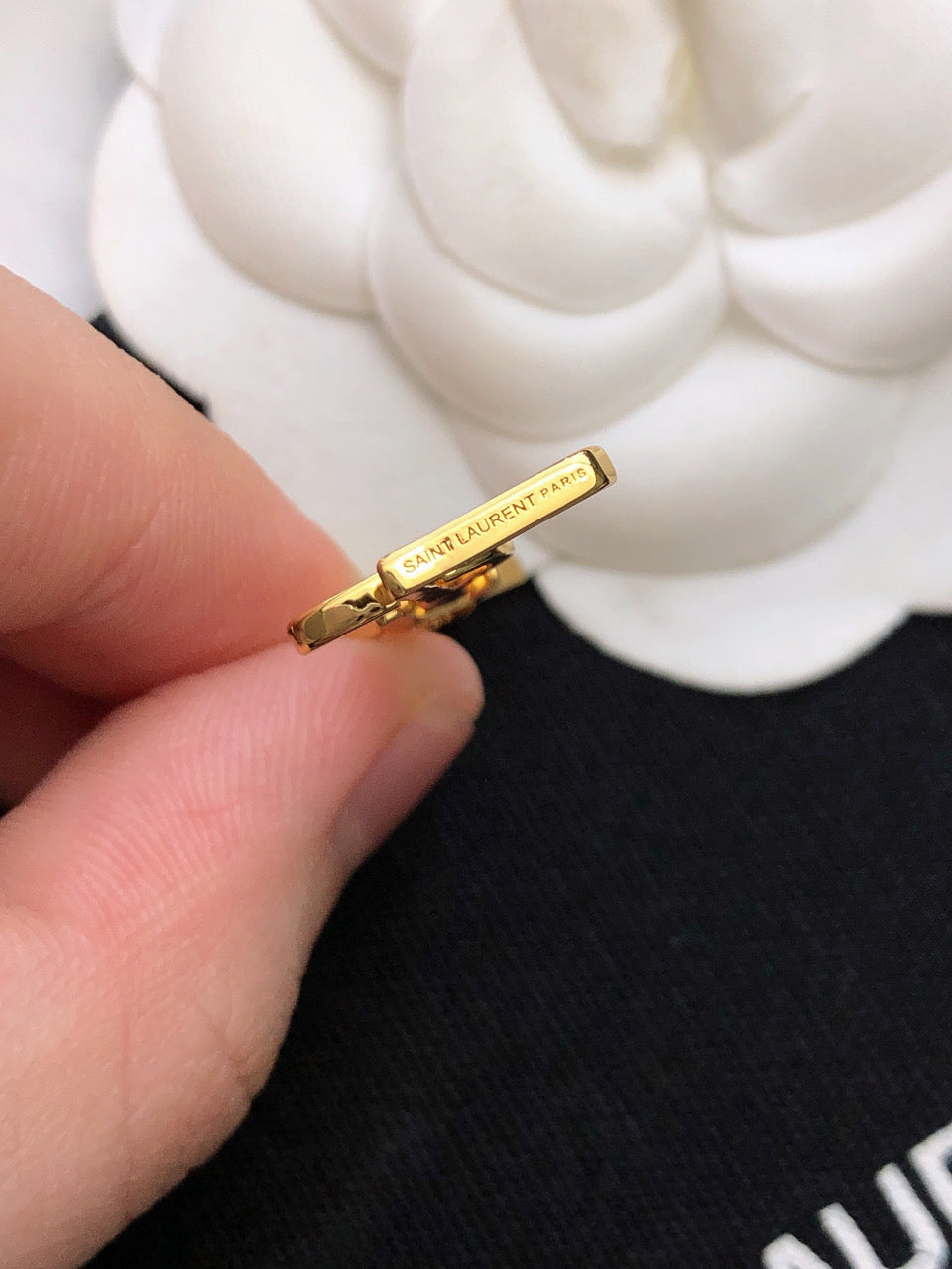 YSL 26S PALM TREE LOGO DROP EARRINGS IN GOLD TONE METAL 619168