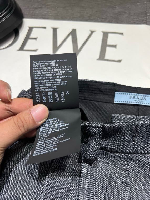 PRADA 26S SHORTS 800