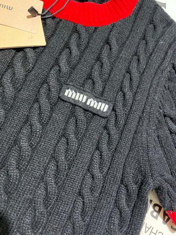 MIUMIU SHORT-SLEEVE KNIT SWEATER 530