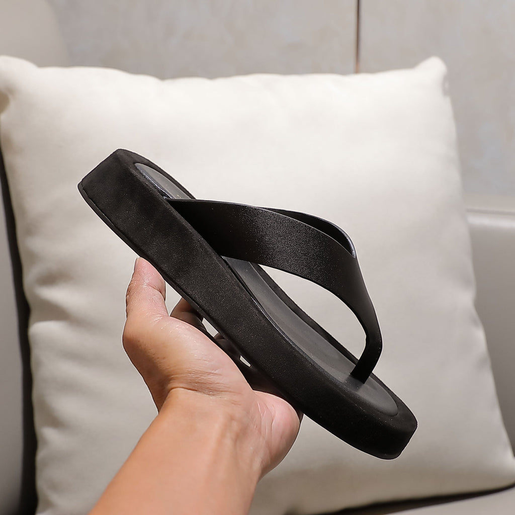 THE ROW 26S GINZA THONG SANDALS IN BLACK CALFSKIN AND SUEDE