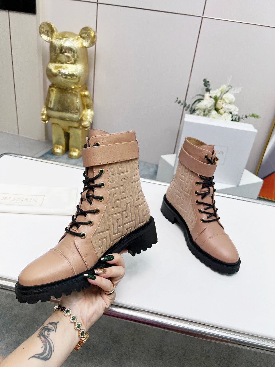 BALMAIN 26S BOOTS IN NUDE BEIGE CALFSKIN AND SUEDE