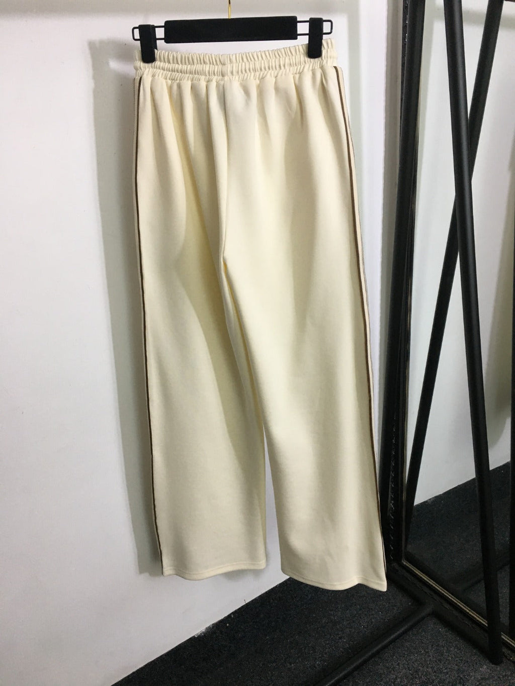 PRADA 26S WIDE-LEG PANTS 691