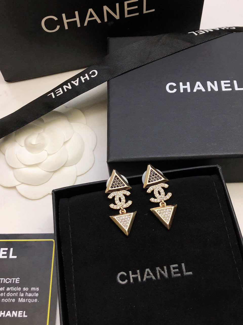 CHANEL 26S DOUBLE C LOGO TWO-TONE CRYSTAL TRIANGLE DROP EARRINGS IN GOLD METAL 631834