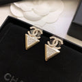 CHANEL 26S DOUBLE C LOGO TRIANGLE CRYSTAL DROP EARRINGS IN GOLD METAL 631835
