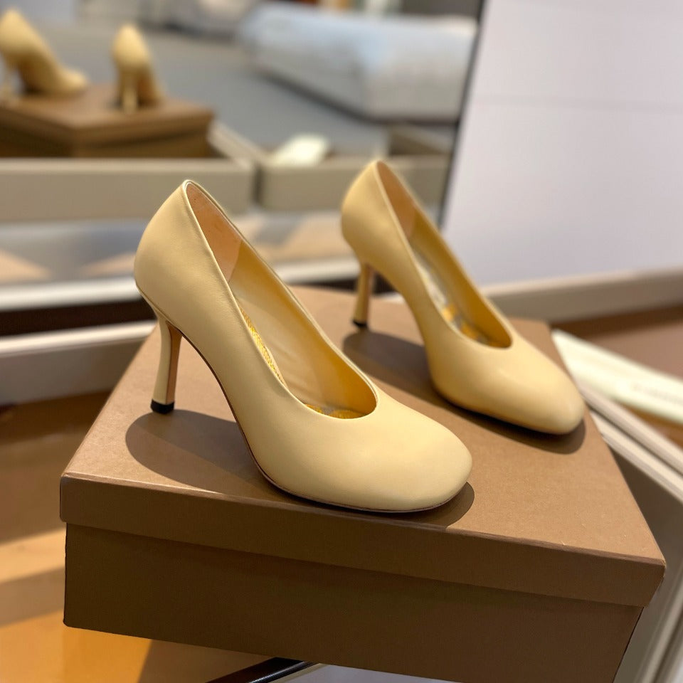 BURBERRY 26S HIGH HEELS 85 MM IN LIGHT YELLOW CALFSKIN