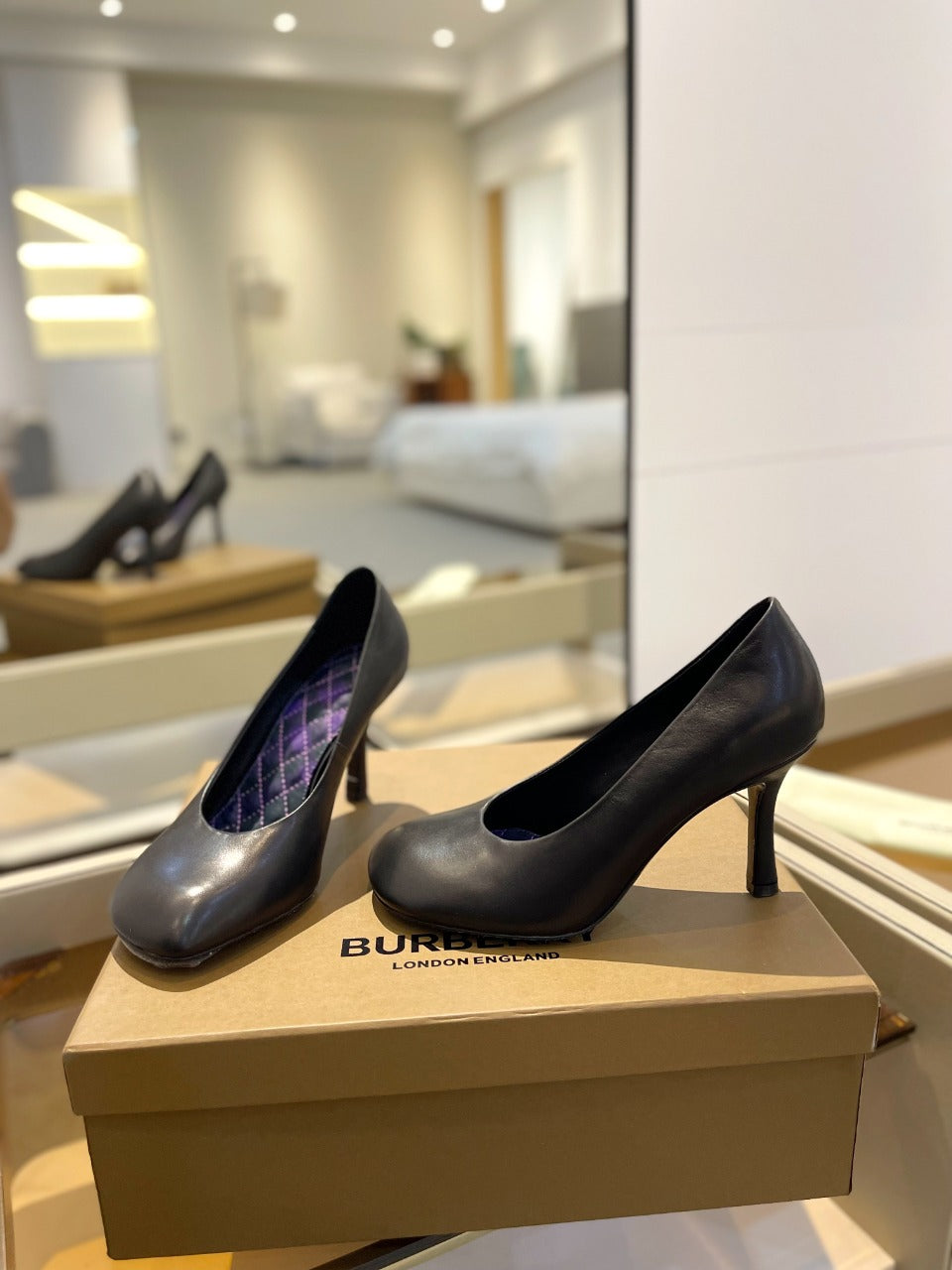 BURBERRY 26S HIGH HEELS 85 MM IN BLACK CALFSKIN