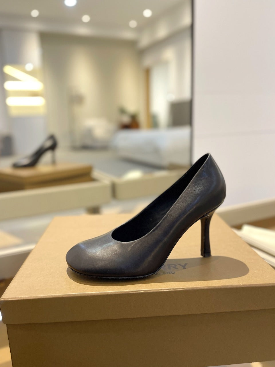 BURBERRY 26S HIGH HEELS 85 MM IN BLACK CALFSKIN
