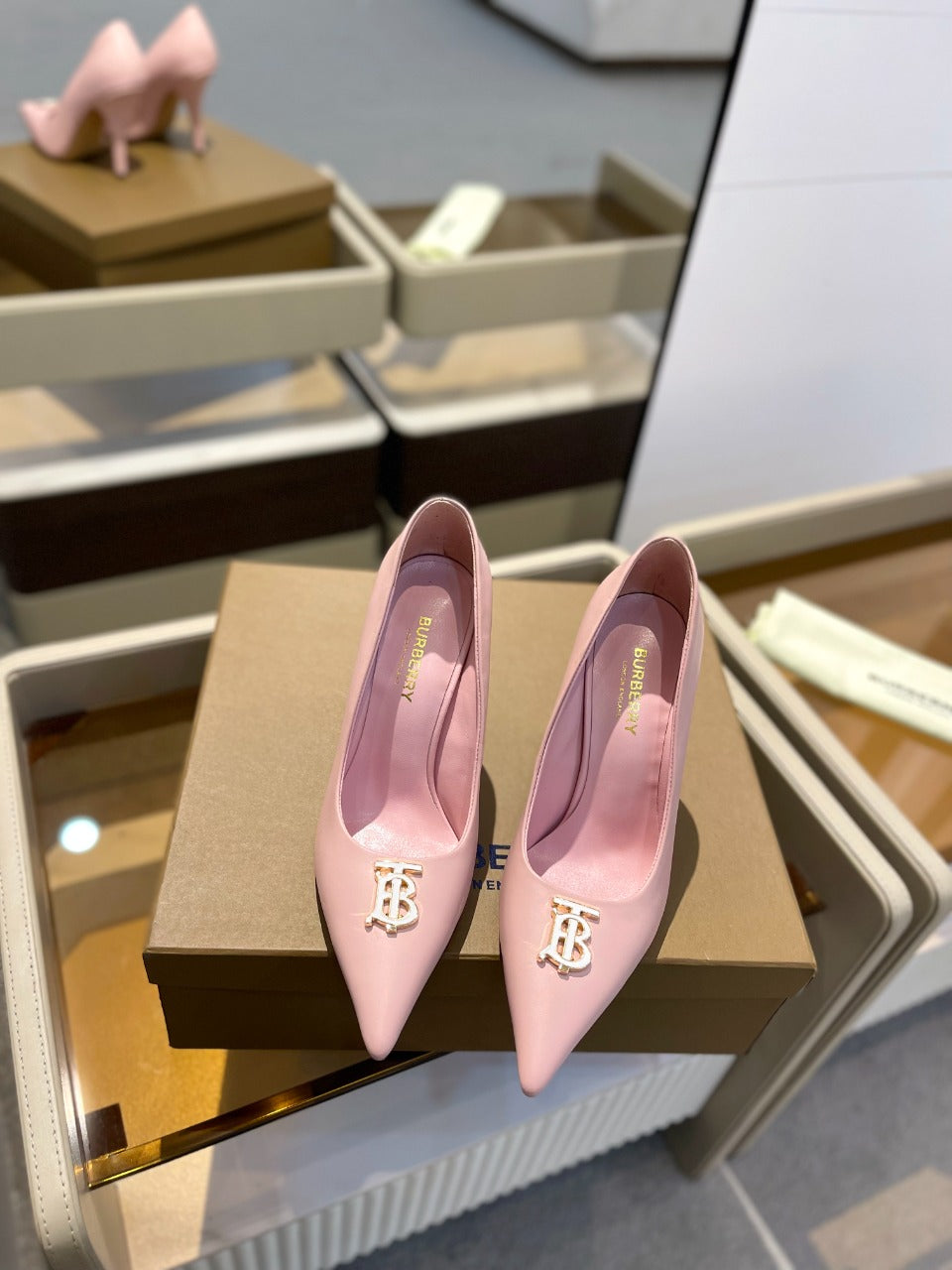 BURBERRY 26S HIGH HEELS 105 MM IN LIGHT PINK CALFSKIN WITH LOGO