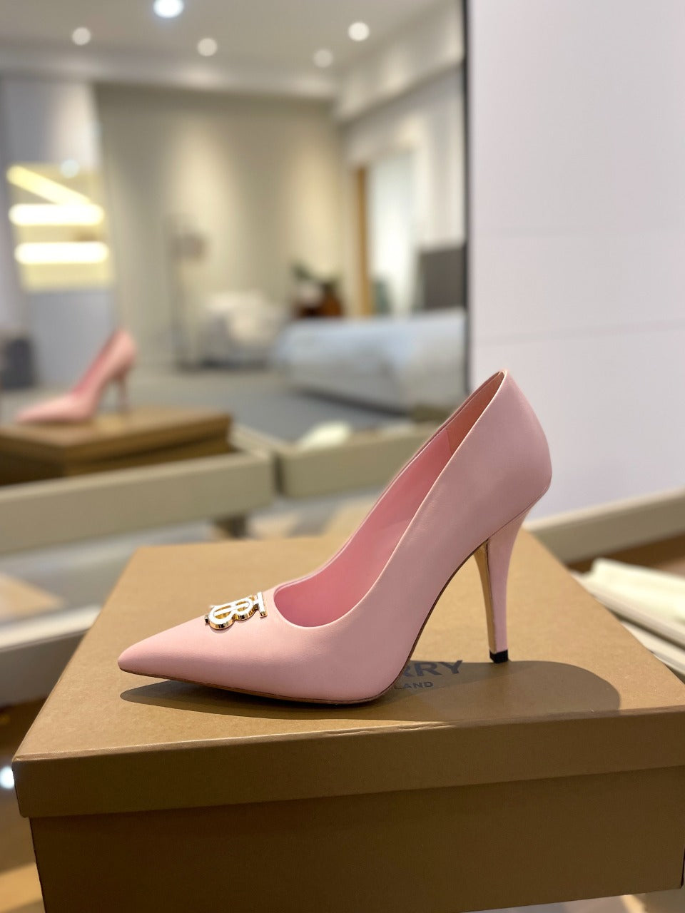 BURBERRY 26S HIGH HEELS 105 MM IN LIGHT PINK CALFSKIN WITH LOGO