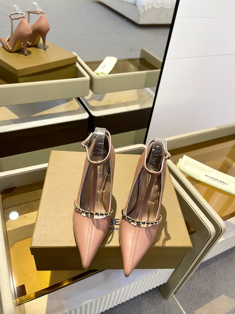 BURBERRY 26S HIGH HEELS 105 MM IN DARK NUDE BEIGE CALFSKIN