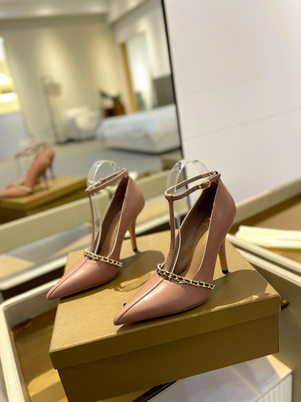 BURBERRY 26S HIGH HEELS 105 MM IN DARK NUDE BEIGE CALFSKIN