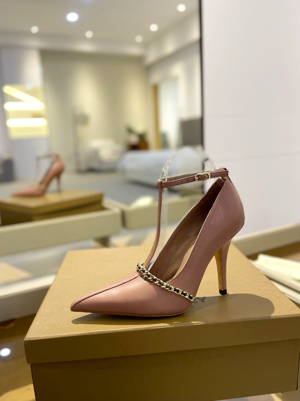 BURBERRY 26S HIGH HEELS 105 MM IN DARK NUDE BEIGE CALFSKIN