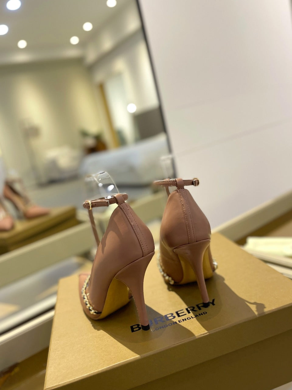 BURBERRY 26S HIGH HEELS 105 MM IN DARK NUDE BEIGE CALFSKIN