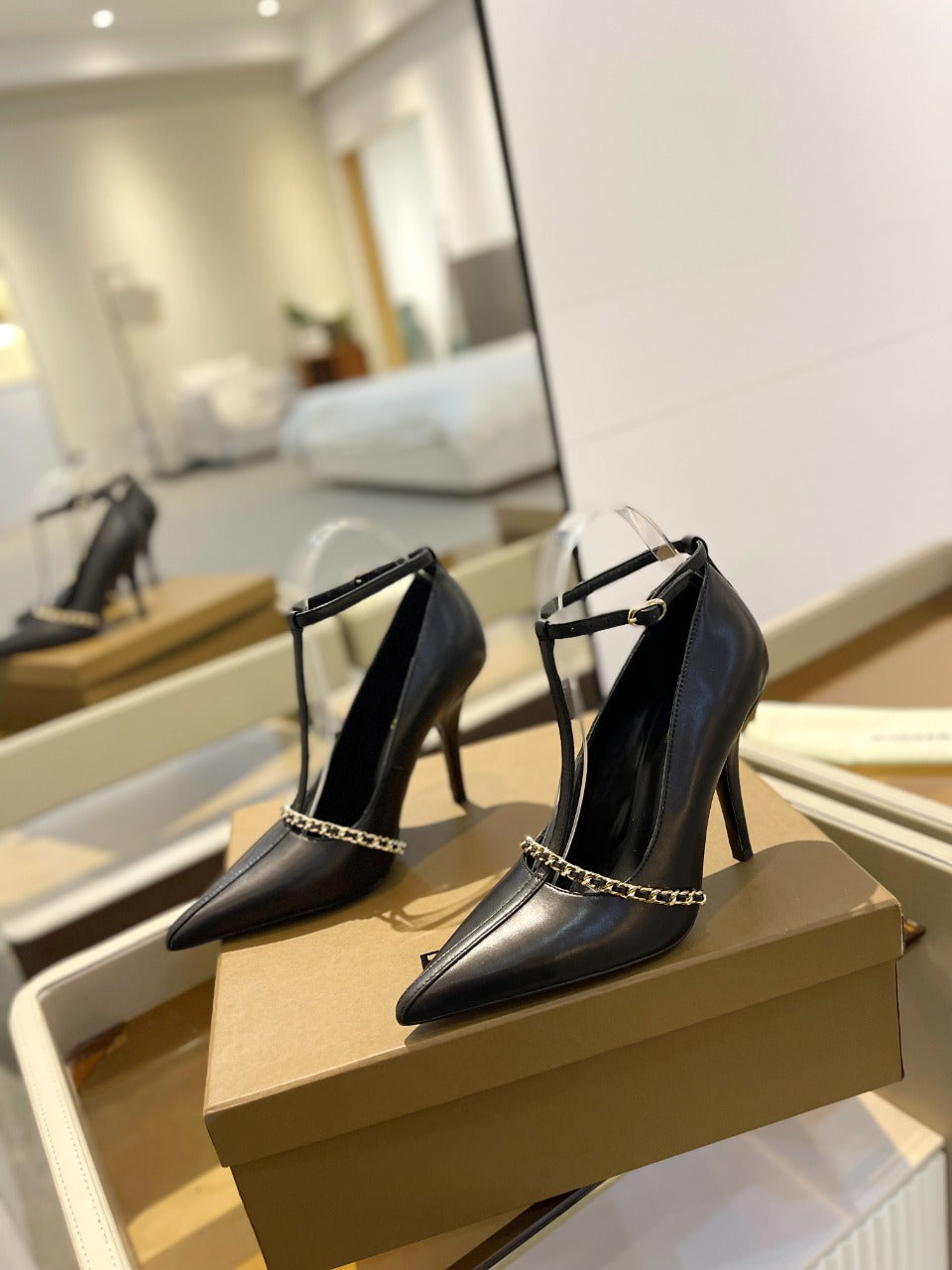 BURBERRY 26S HIGH HEELS 105 MM IN BLACK CALFSKIN