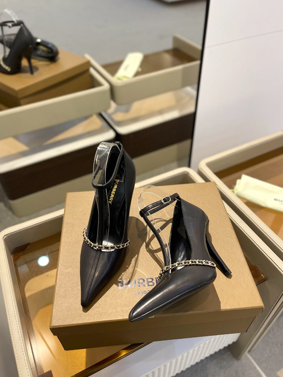 BURBERRY 26S HIGH HEELS 105 MM IN BLACK CALFSKIN