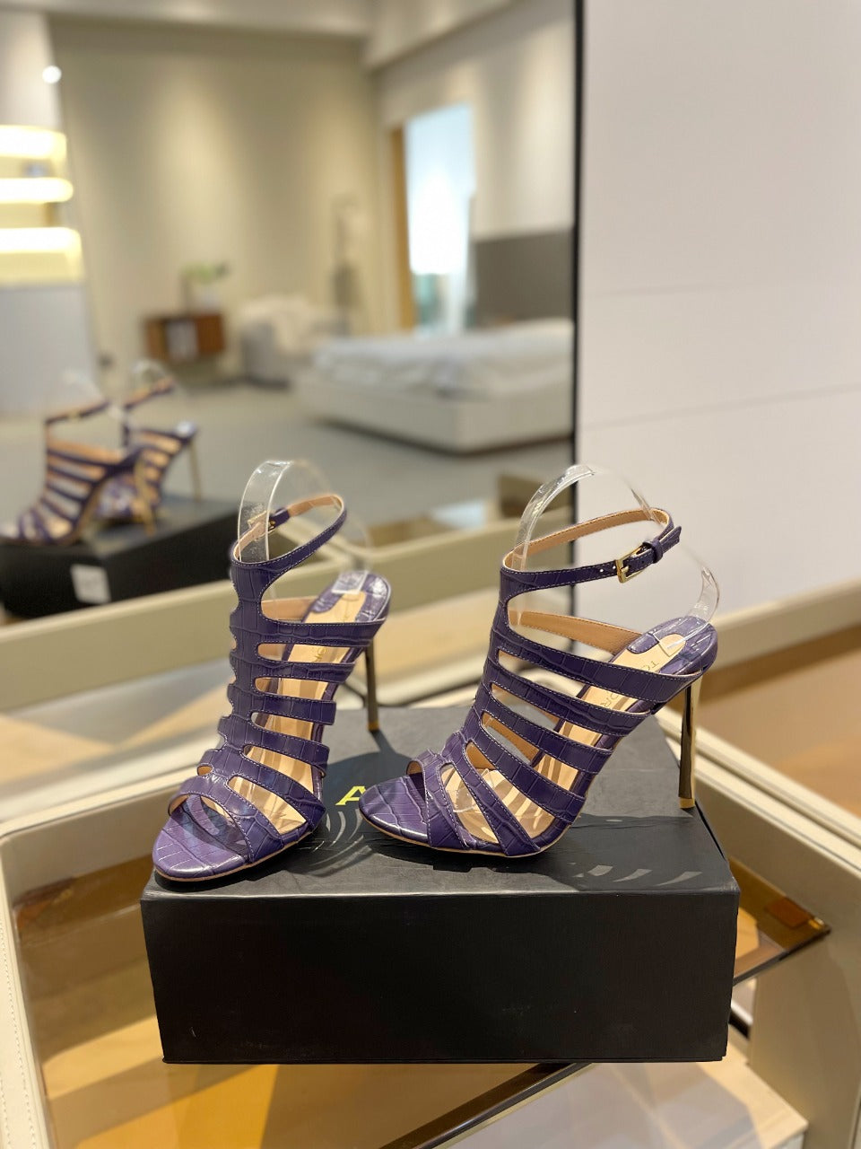 HIGH SANDAL 10 CM IN INDIGO PURPLE CALFSKIN