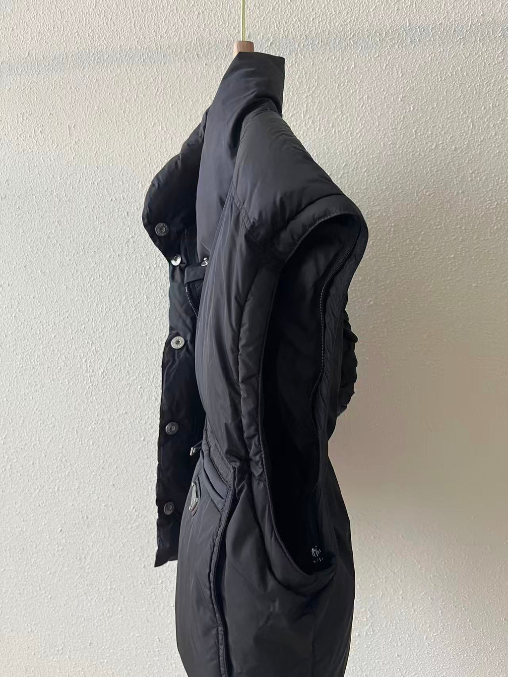 PRADA 25S PUFFER JACKET 463