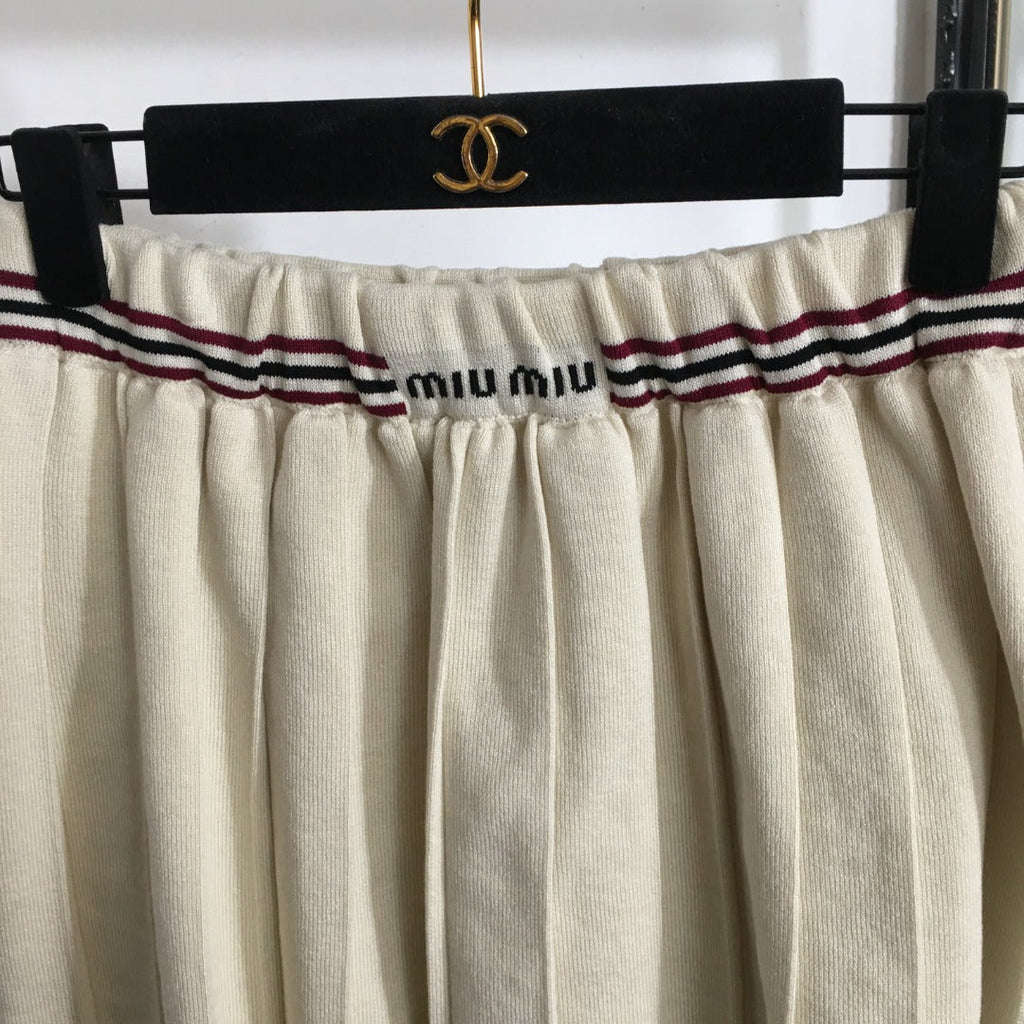 MIUMIU 26S KNITTED MINI PLEATED SKIRT 890