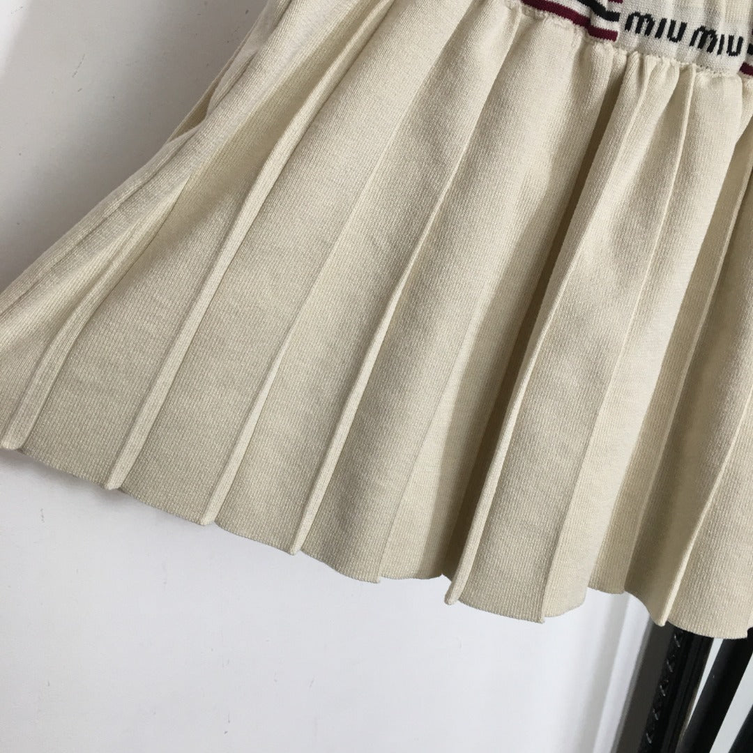 MIUMIU 26S KNITTED MINI PLEATED SKIRT 890