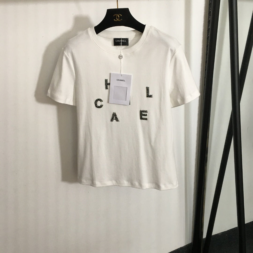 CHANEL 26S EMBELLISHED SHORT-SLEEVE T-SHIRT 850
