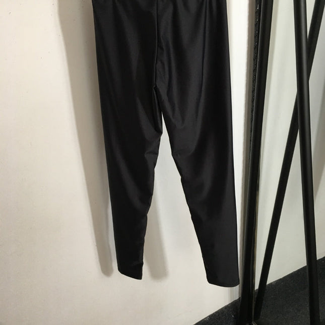 ALO 26S SPORTS BRA & HIGH-WAIST LEGGINGS SET 238